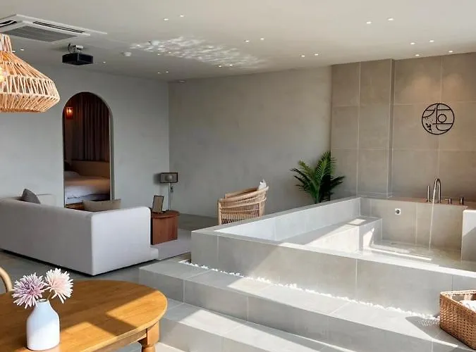 Poolvilla Gaon Villa Busan