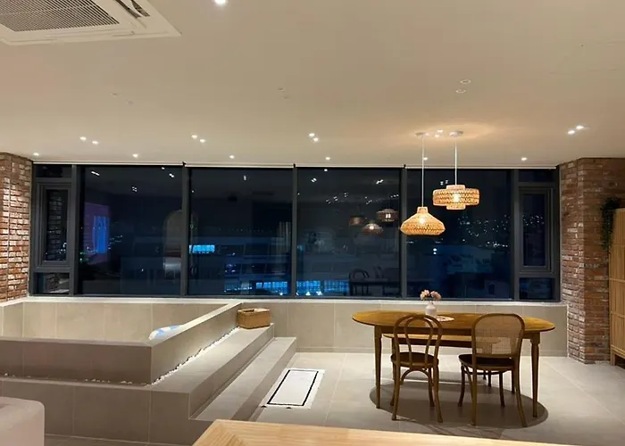 Poolvilla Gaon * Busan